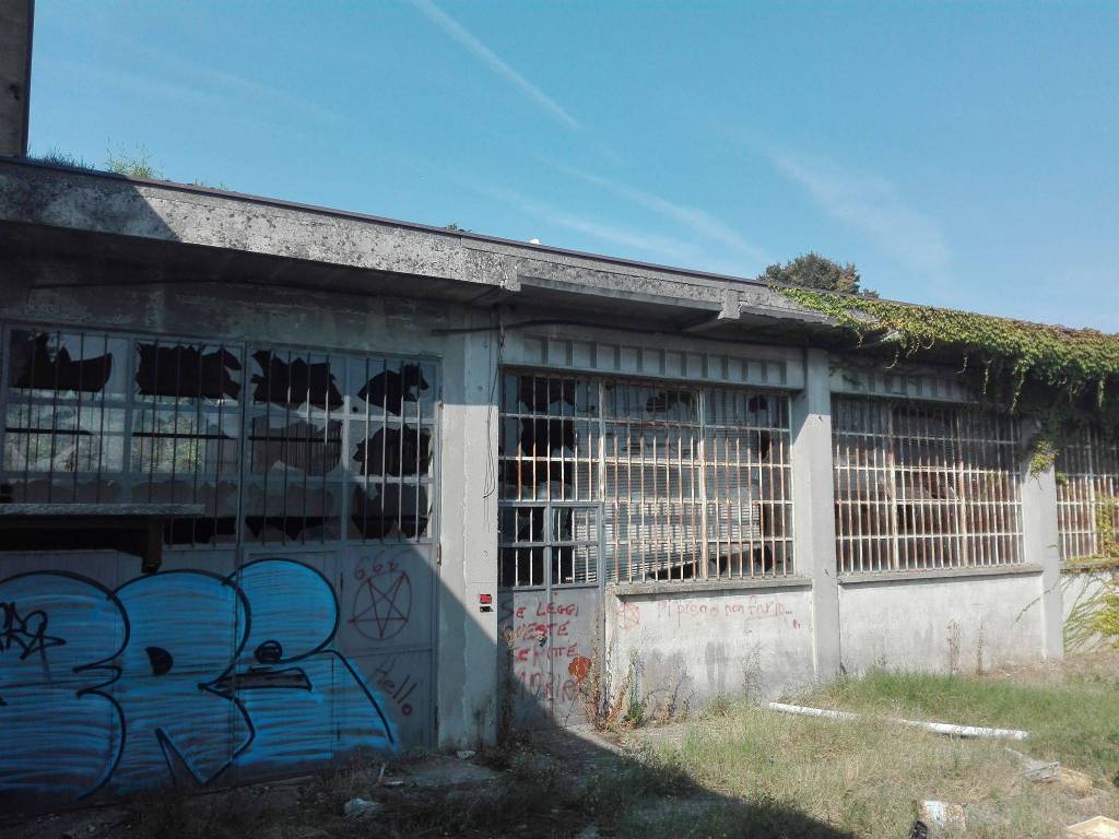 Capannone Industriale in in vendita da privato a Lomello via Circonvallazione, 48