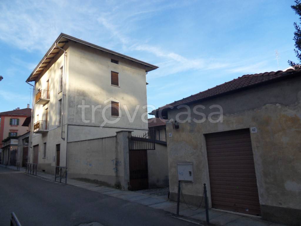 Garage in vendita a Biella via Quintino Sella, 42