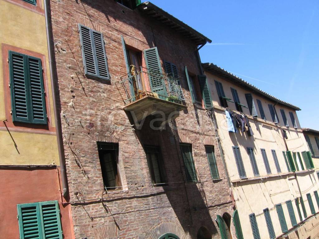 Appartamento in in vendita da privato a Siena via del Comune, 15