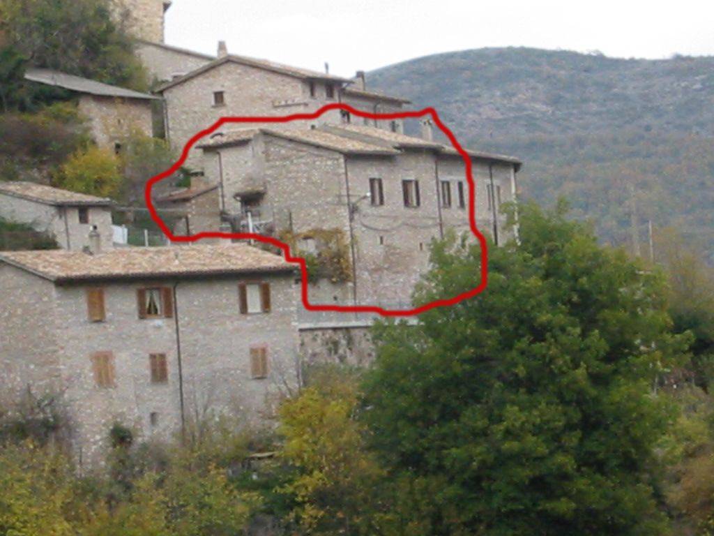 Casa Indipendente in in vendita da privato a Vallo di Nera via Antonio Laureti, 2