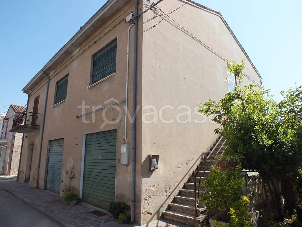 Villa Bifamiliare in vendita a Tresignana via Giordano Bruno, 28