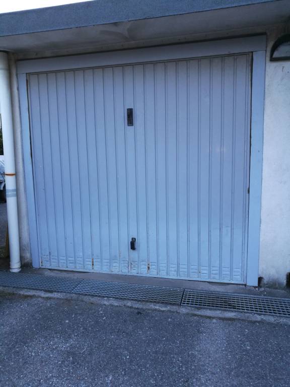 Garage in vendita a Casorate Sempione via San Rocco, 15