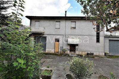 Casa Indipendente in vendita ad Amandola via Ugo La Malfa