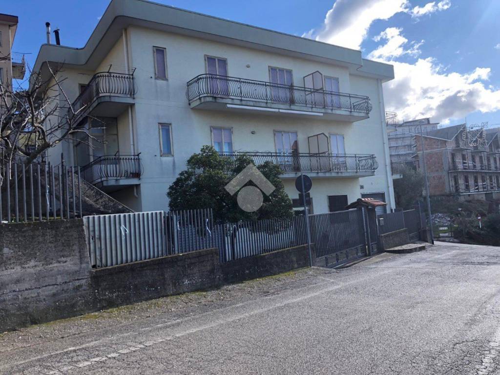 Appartamento in vendita a Castiglione del Genovesi via Madonelle, 4