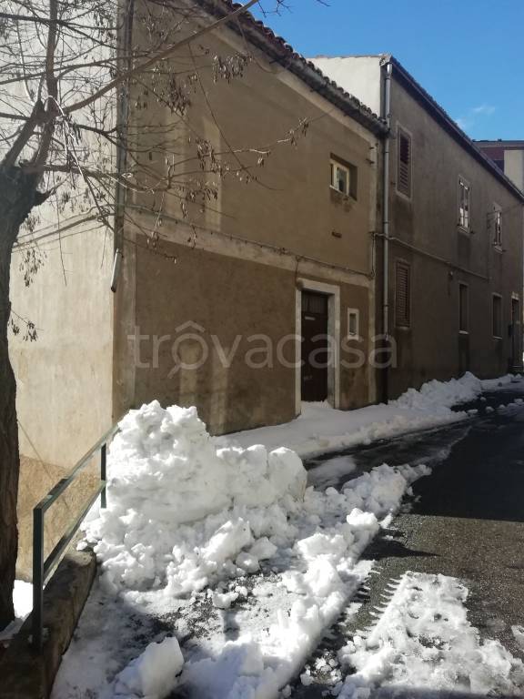 Casa Indipendente in in vendita da privato a Savelli via Cupola, 15