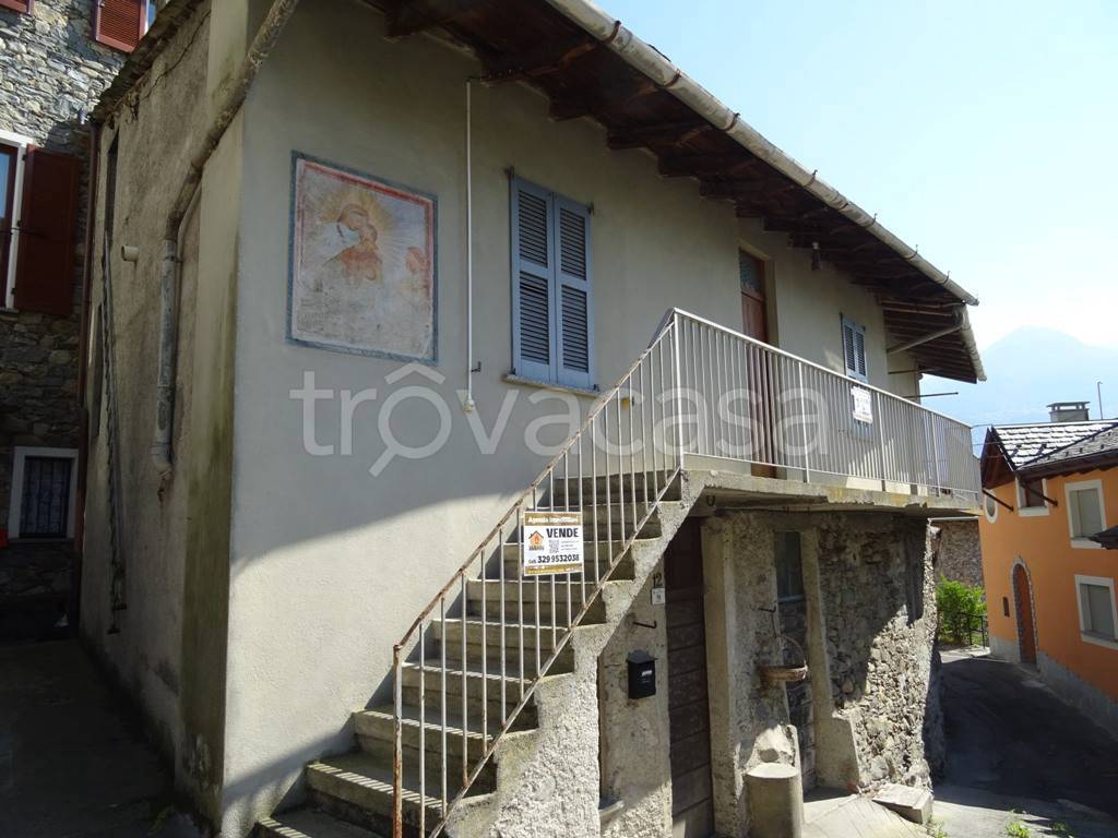 Rustico in vendita a Montagna in Valtellina via Castaldo
