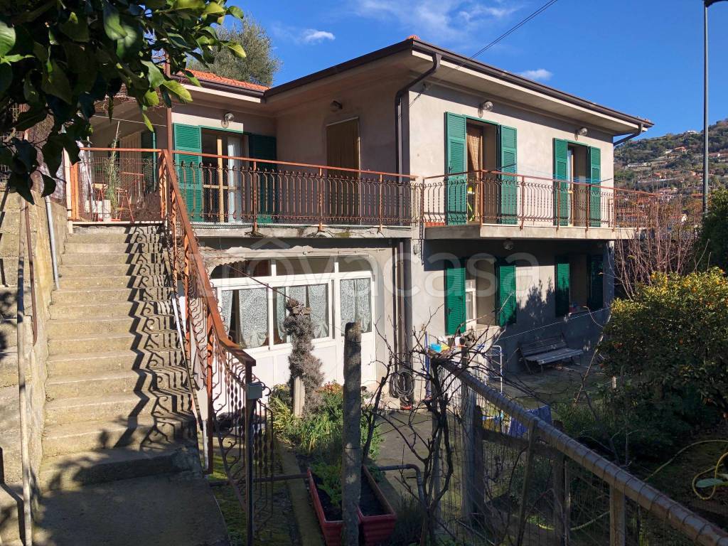 Villa in in vendita da privato a Camporosso corso della Repubblica, 74