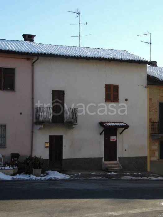 Casa Indipendente in vendita a Vignale Monferrato via Roma