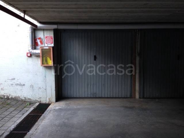 Garage in vendita a Venaria Reale via Giuseppe Paganelli, 14
