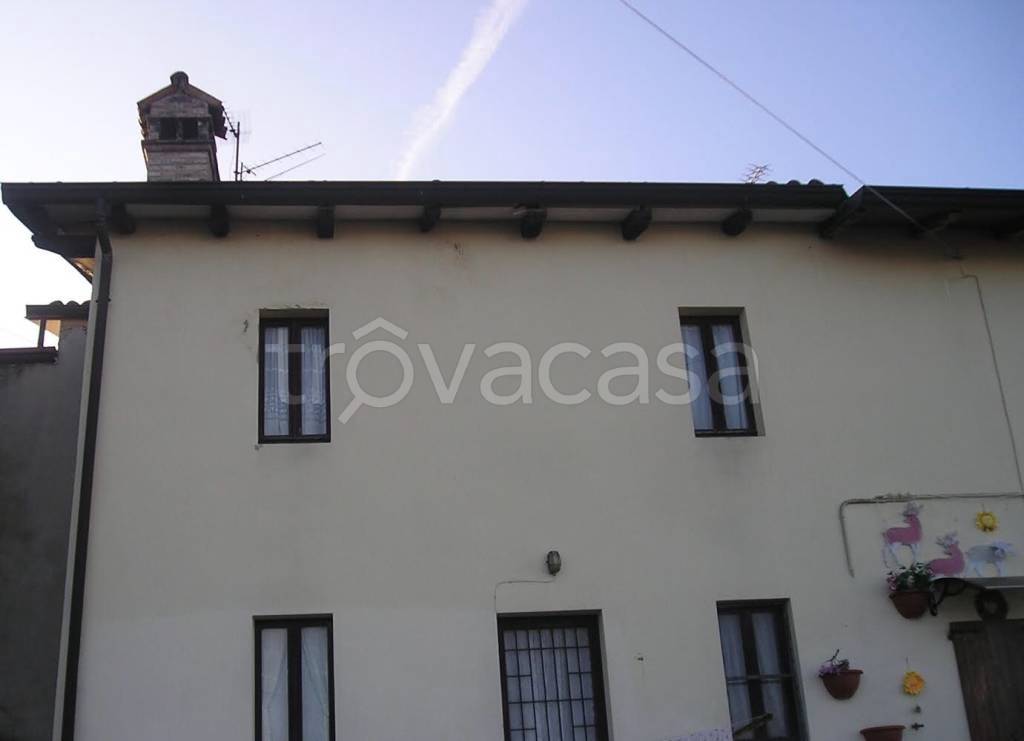 Appartamento in in vendita da privato a Lugagnano Val d'Arda località Bacchetti