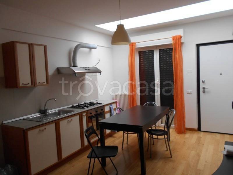 Appartamento in vendita a Jesi viale Trieste, 12