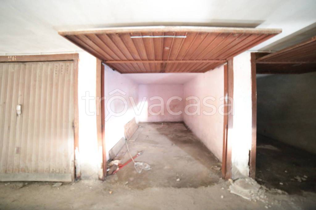 Garage in vendita a Carmagnola via Pietro Paleocapa, 16