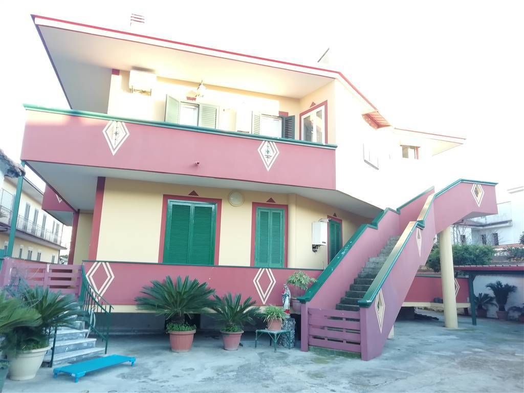 Villa in vendita a Macerata Campania via Madonna delle Grazie