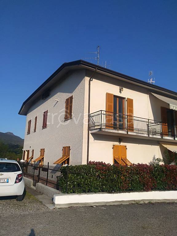 Appartamento in in vendita da privato a Borghetto di Vara via 24 Maggio