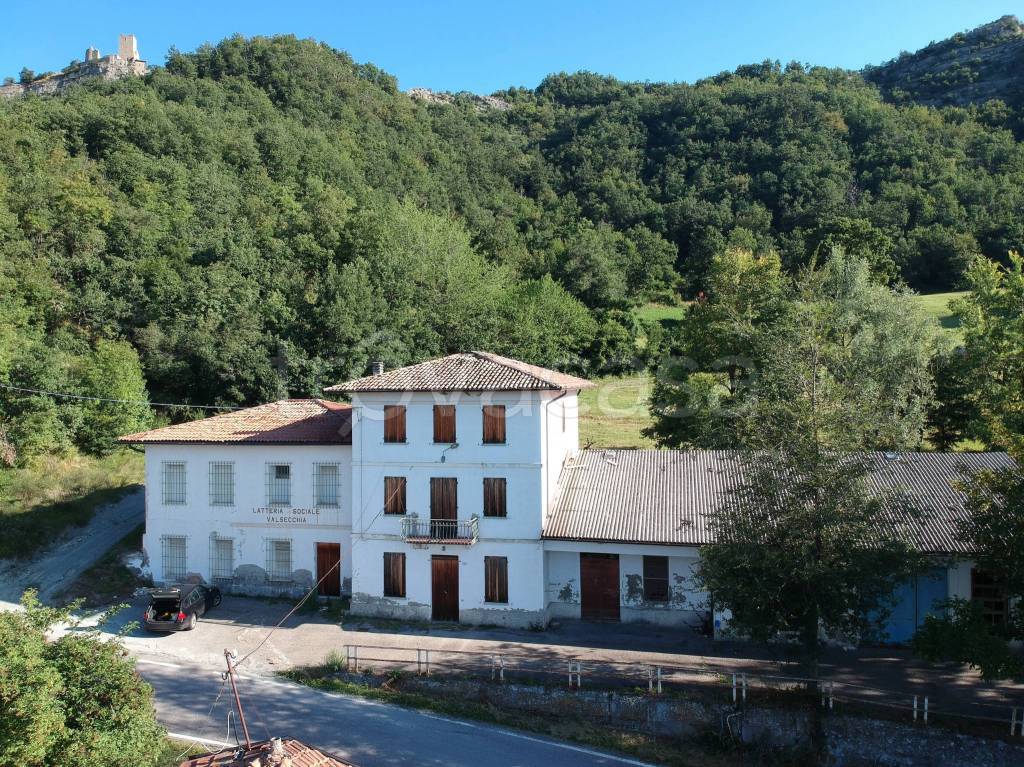 Masseria in vendita a Carpineti via Castello delle Carpinete