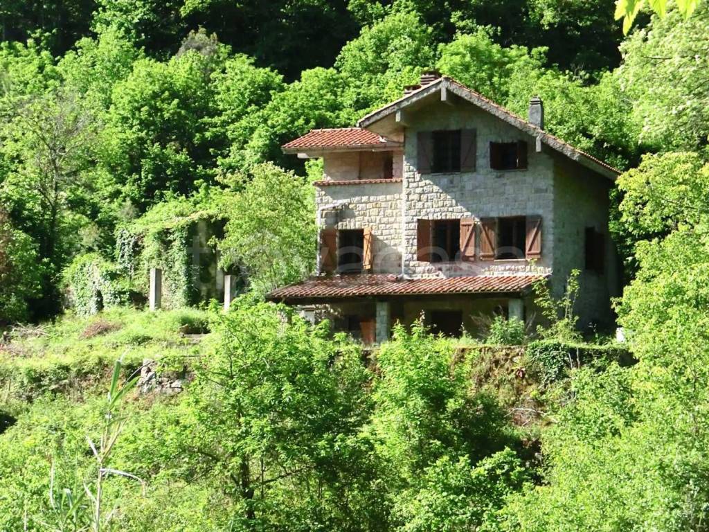 Villa in in vendita da privato a Ceriana strada Ravin