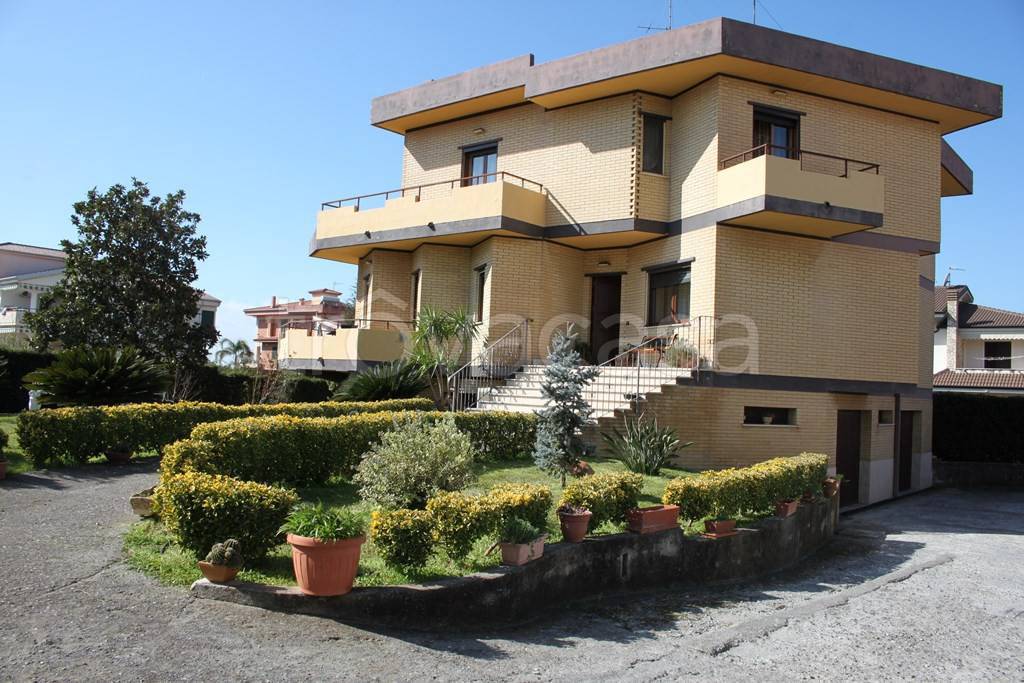 Villa in vendita a Santa Maria del Cedro via del Mare, 92