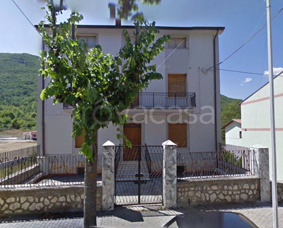 Villa in in vendita da privato a Villavallelonga via Marsicana, 8