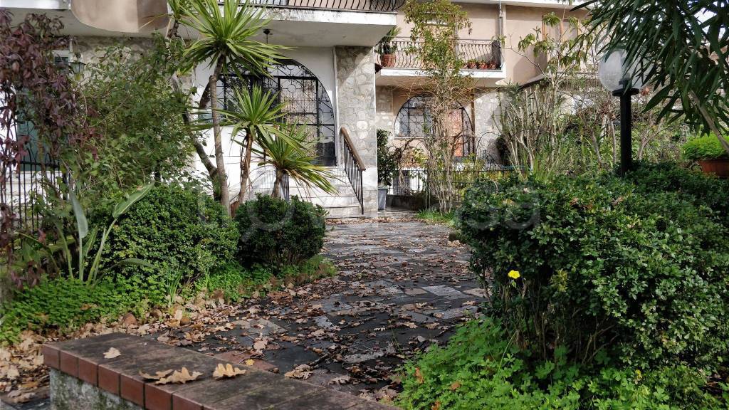 Villa a Schiera in in vendita da privato a Vibonati contrada Cammaresano, 26