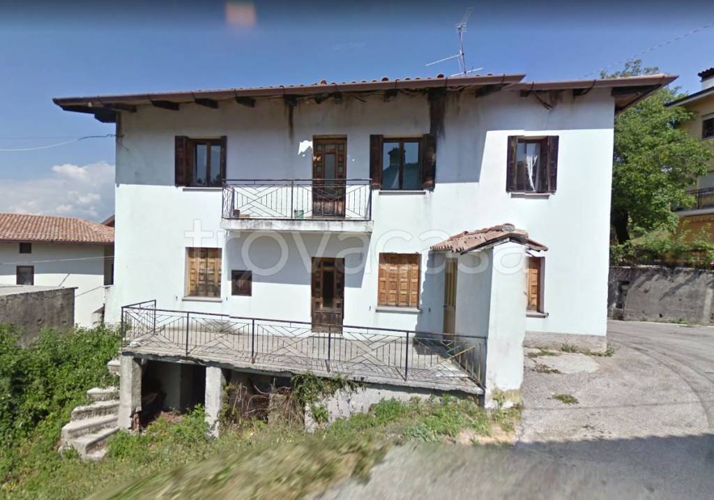Casale in in vendita da privato a Stregna frazione Tribil Superiore, 31