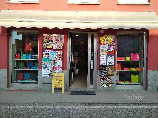 Edicola in vendita a Buttigliera d'Asti via Vittorio Emanuele, 28