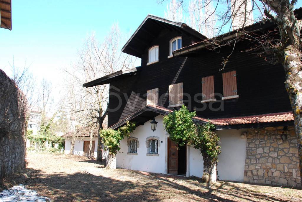 Villa Bifamiliare in vendita a Rivisondoli via Teofilo Patini