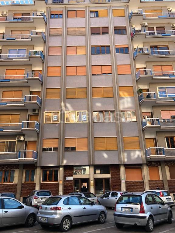 Ufficio in in affitto da privato a Taranto via Gastone Mezzetti, 24