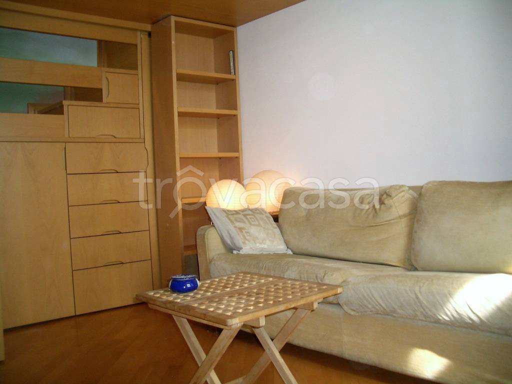 Appartamento in in affitto da privato a Milano via Filippo Argelati, 12