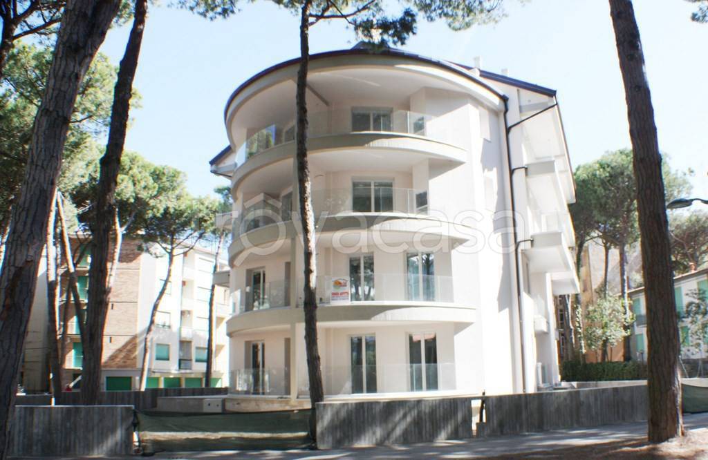 Appartamento in vendita a Comacchio viale dei Pini, 41
