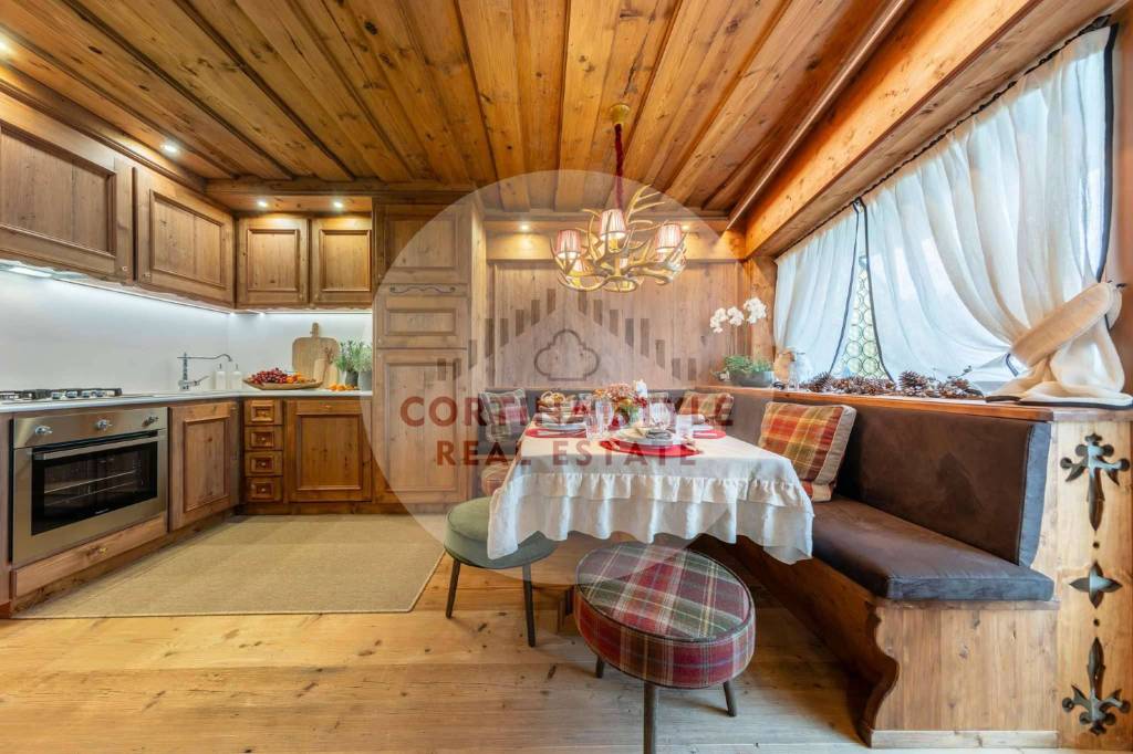 Appartamento in vendita a Cortina d'Ampezzo via Faloria 32