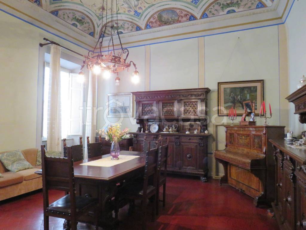 Appartamento in vendita a Pietrasanta via Marzocco