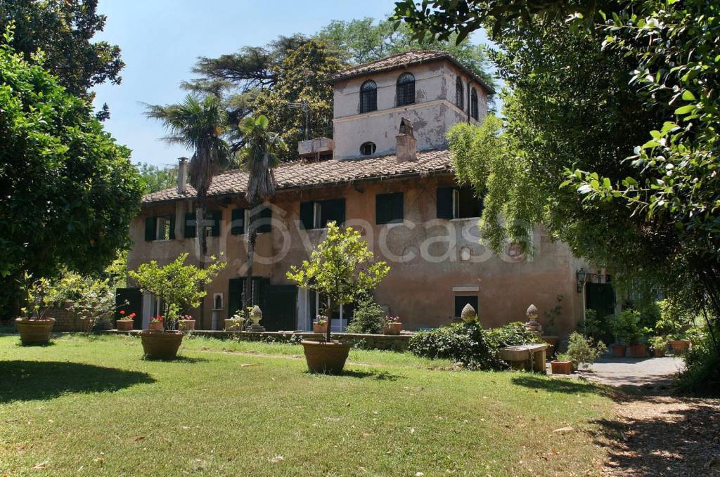 Villa in vendita a Roma via Appia Antica, 91