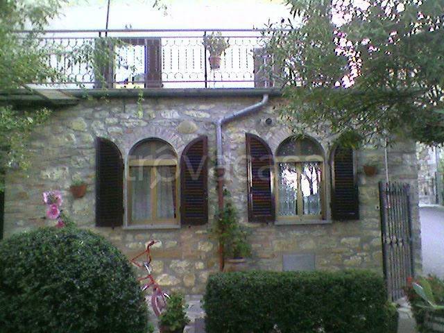 Casa Indipendente in vendita a San Casciano dei Bagni via Giuseppe Mazzini
