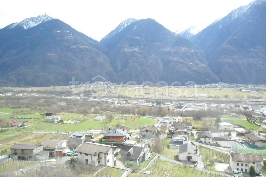 Appartamento in vendita a Berbenno di Valtellina via Nuova, 604