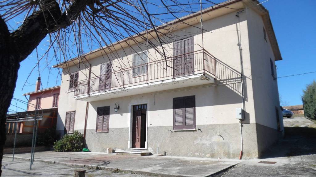 Villa in vendita a Sant'Angelo dei Lombardi contrada Selvatico