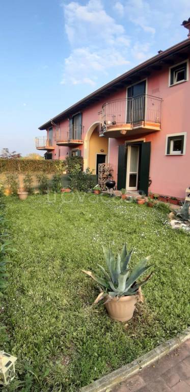Villa a Schiera in vendita a Bedizzole via San Vito