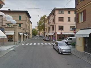 Negozio in affitto a formigine via trento e trieste, 77