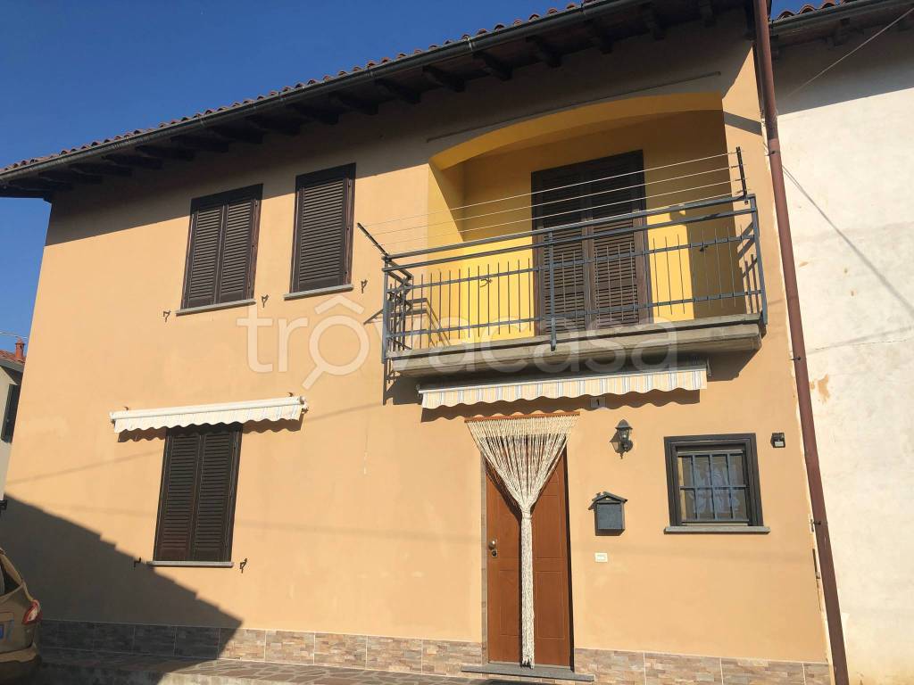 Casa Indipendente in vendita a Gropello Cairoli via Roma, 25
