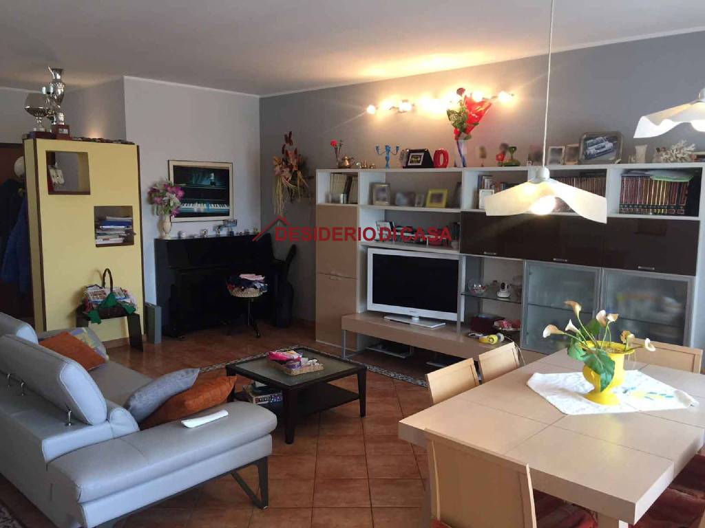 Appartamento in vendita a Casteldaccia via Carlo Cattaneo