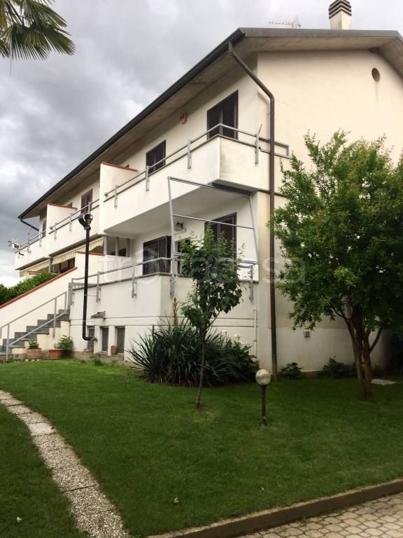 Villa Bifamiliare in vendita a Ornago via Cascina Rossino, 30