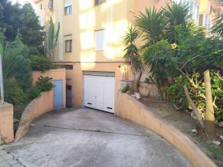 Garage in vendita a cagliari via giovanni capula