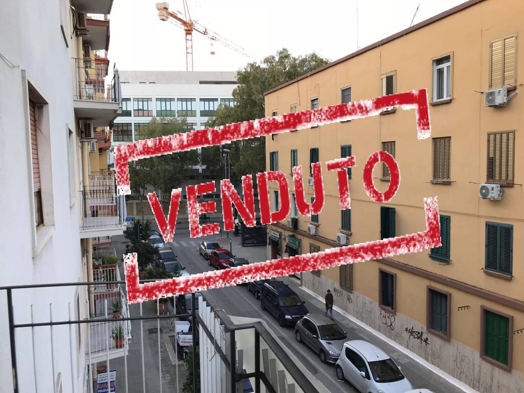 Appartamento in vendita a Bari via Daniele Petrera