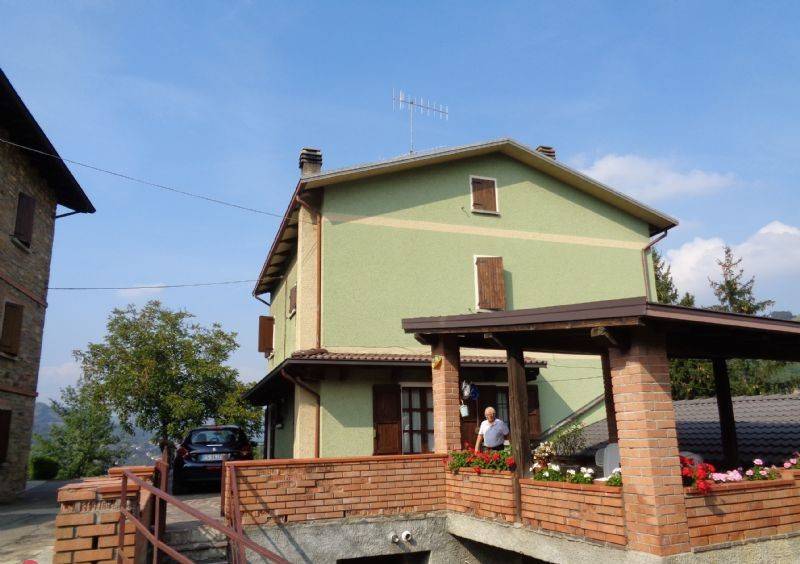 Casa Indipendente in vendita a Montefiorino via statale