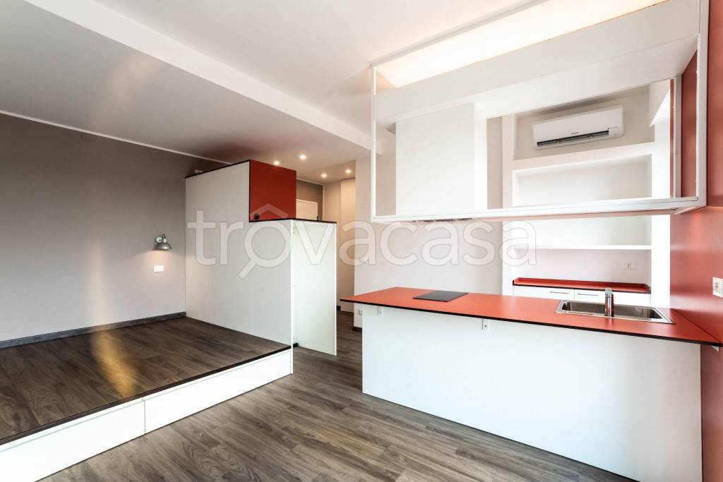 immagine annuncio 1 di 14