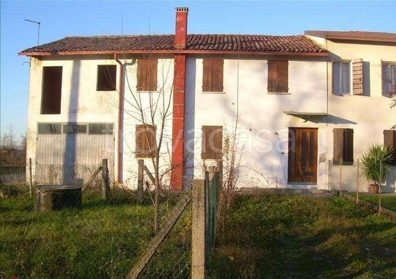 Casa Indipendente in vendita a Curtarolo via Monte Cengio