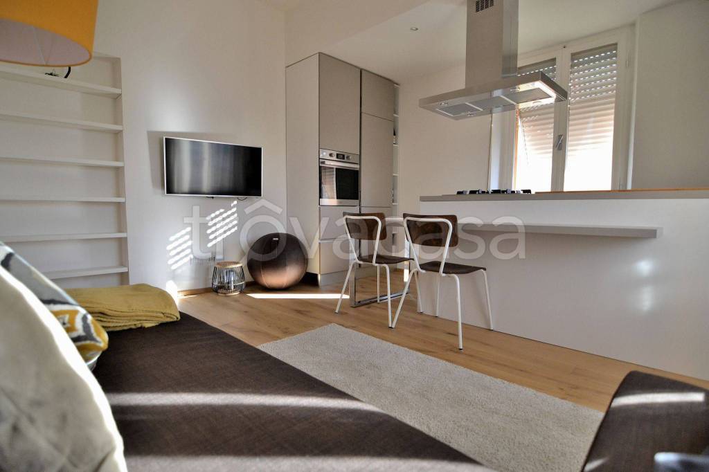 Appartamento in in vendita da privato a Poggibonsi via Giovanni Pascoli, 18