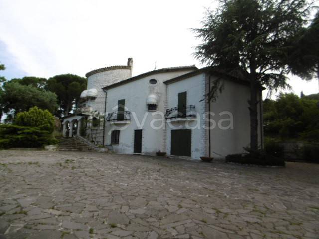 Villa Bifamiliare in vendita a Sant'Elpidio a Mare strada Monte Travaglioso