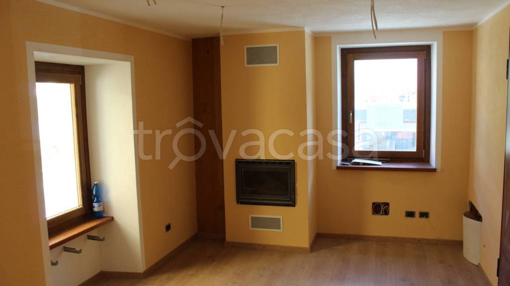 Appartamento in vendita a Saint-Vincent via Roma, 75