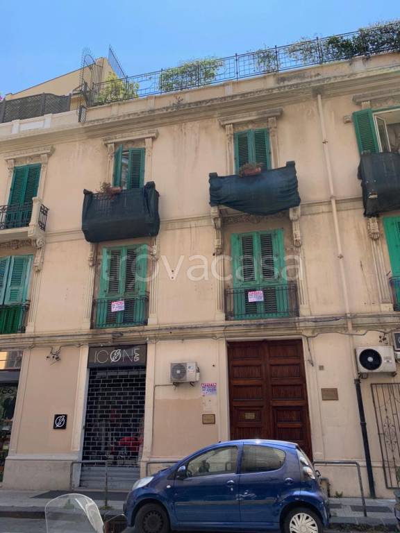 Appartamento in affitto a Messina via Dogali