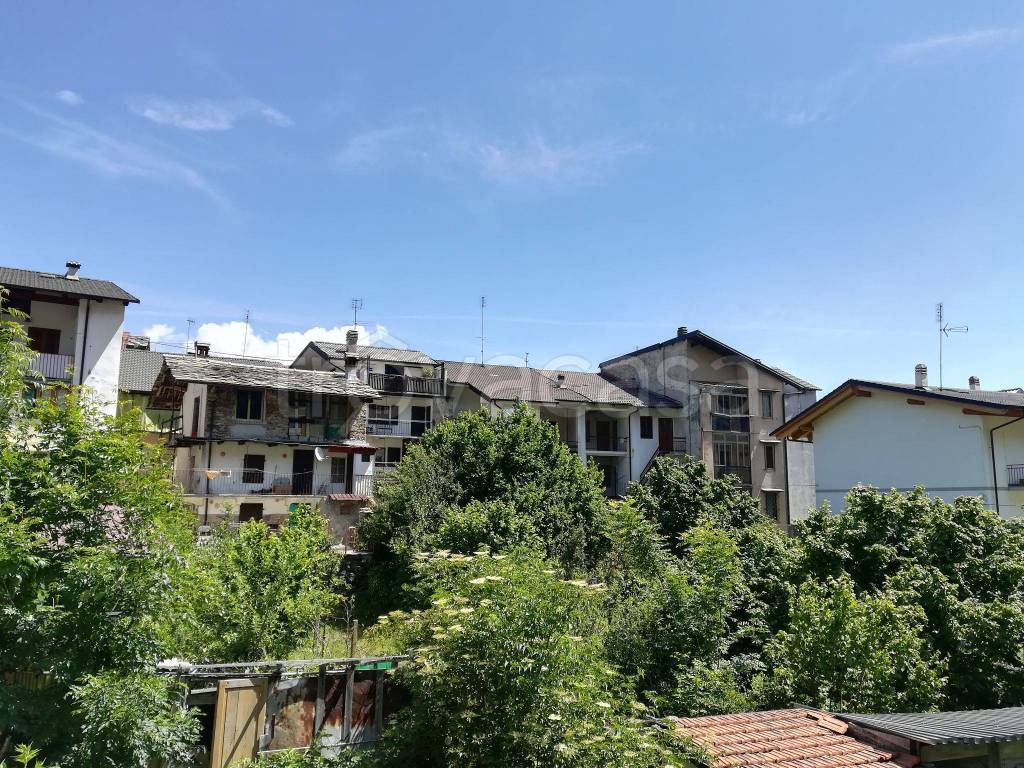Appartamento in in vendita da privato ad Alpette via Sereine, 21